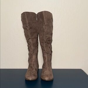 SO Womens Taupe Faux Suede Knee High Lace Up Boots Brown Low Heel Round Toe